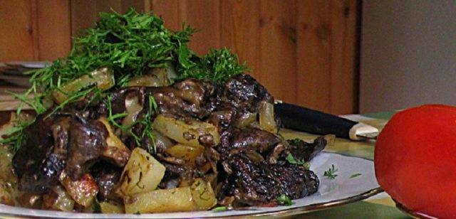 Смажені моховики: з картоплею, сметаною, мясом, в салаті, особливості смаження