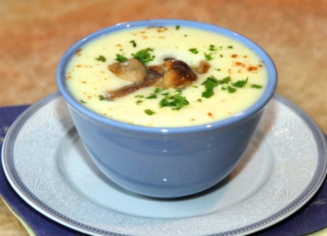 Суп пюре з білих грибів: рецепти з сушених, заморожених, свіжих