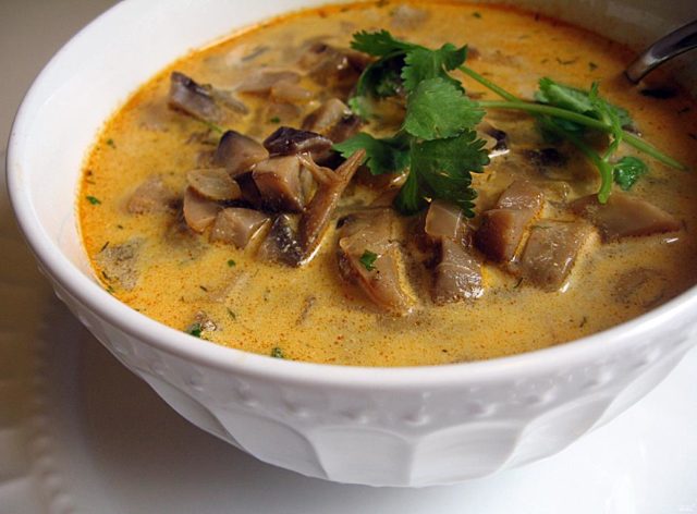Рецепти грибного супу з заморожених опеньків: як зварити, секрети приготування