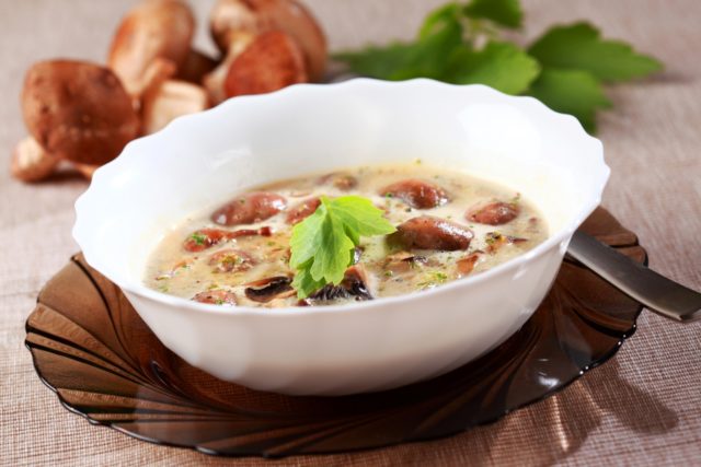 Суп із заморожених білих грибів: як приготувати смачні рецепти