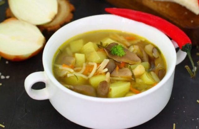 Суп з обабков: скільки варити, як приготувати, рецепти з фото
