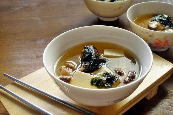 Як готувати сушені гриби шиітаке: рецепти других і перших страв, калорійність