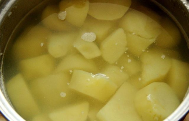 Суп пюре з глив: як приготувати, рецепти зі вершками і картоплею
