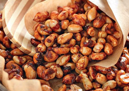 10 способів, як смажити арахіс з сіллю, цукром, в шкаралупі