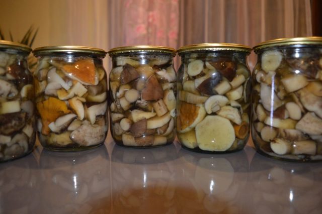 Білі мариновані гриби: прості і смачні рецепти приготування, відгуки