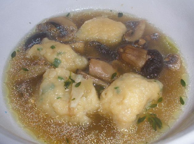 Суп з сушених білих грибів: класичний рецепт, з перловкою, куркою, мясом