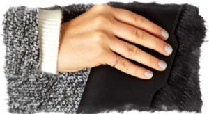Значення родимки на мізинці лівої і правої руки для чоловіків і жінок
