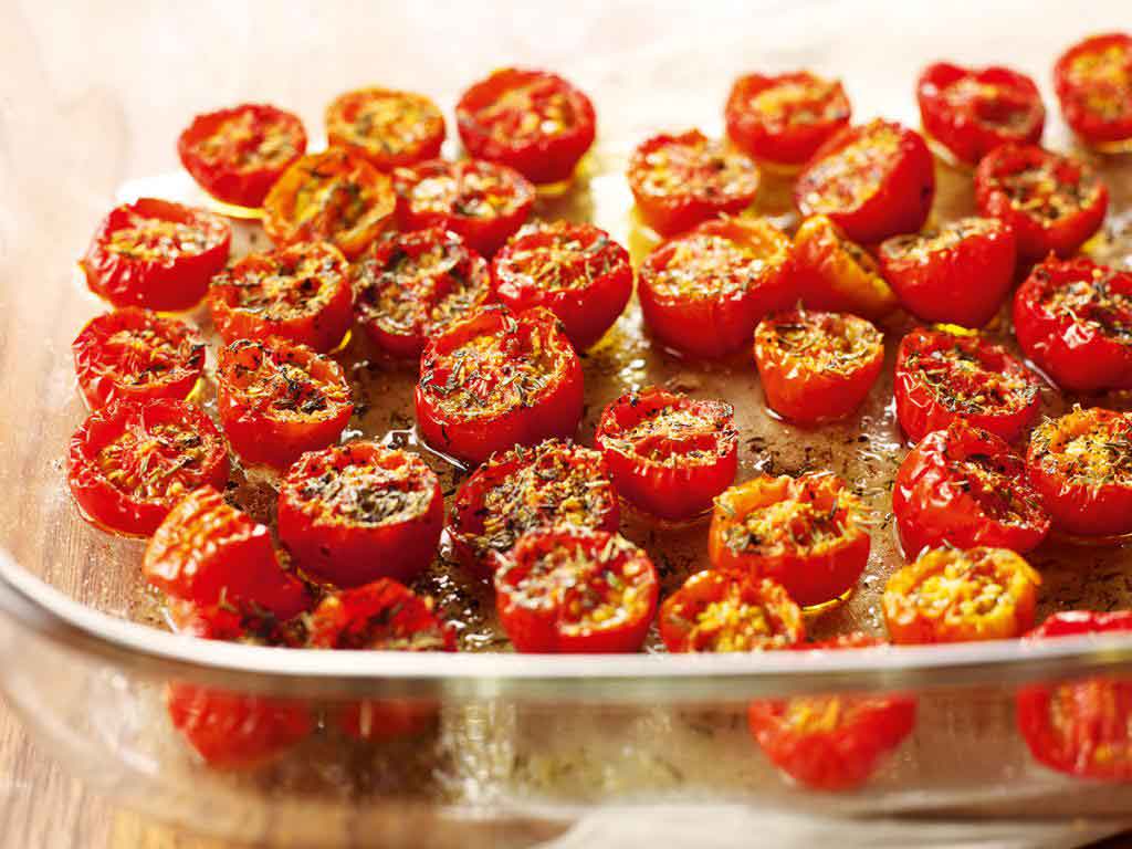 Вялені помідори в домашніх умовах в духовці: рецепти на будь який смак