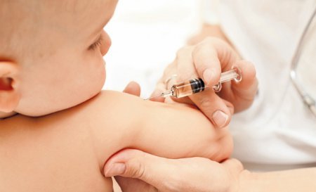 Які щеплення роблять у пологовому будинку новонародженим