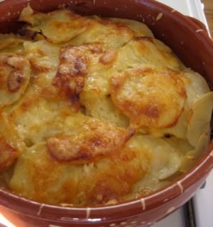 Мясо по французьки в мультиварці: покроковий кулінарний рецепт