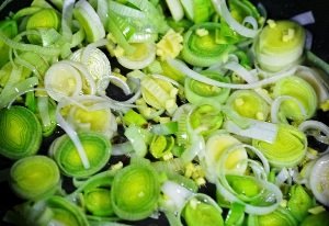 Свинячі ребра в мультиварці: покроковий кулінарний рецепт