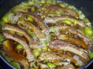 Свинячі ребра в мультиварці: покроковий кулінарний рецепт