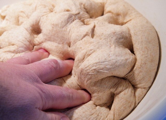 Випічка хліба в мультиварці з борошна змішаної: покроковий кулінарний рецепт Випічка хліба в мультиварці з борошна змішаної: покроковий кулінарний рецепт