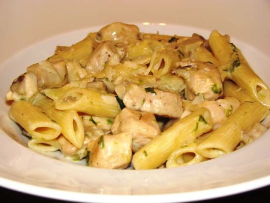 Макарони в мультиварці з куркою: покроковий кулінарний рецепт