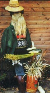 Як зробити літні садові скульптури своїми руками. Садівниця, огородник і городниця