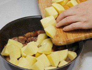 Рагу в мультиварці з баклажанами: покроковий кулінарний рецепт