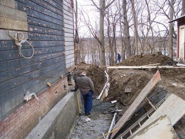 Ремонт будинку своїми руками: як зробити і на що звернути увагу в першу чергу