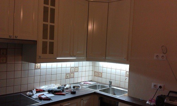 Підсвічування для кухні: яку і як зробити своїми руками