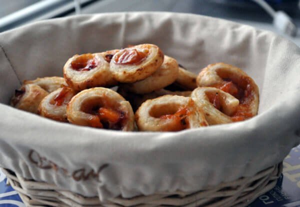 Вкусняшки на швидку руку: швидкий сніданок і вечеря Вкусняшки на швидку руку: швидкий сніданок і вечеря