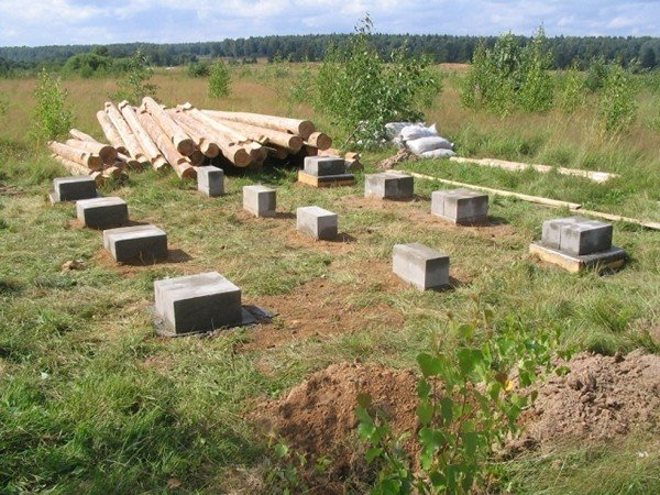 Стовпчастий фундамент своїми руками: призначення, пристрій, види і технологія монтажу