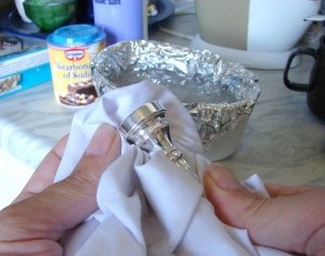 Як чистити срібло в домашніх умовах