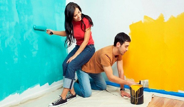 Фарбування стін у квартирі: як підготувати основу і тонкощі малярської справи