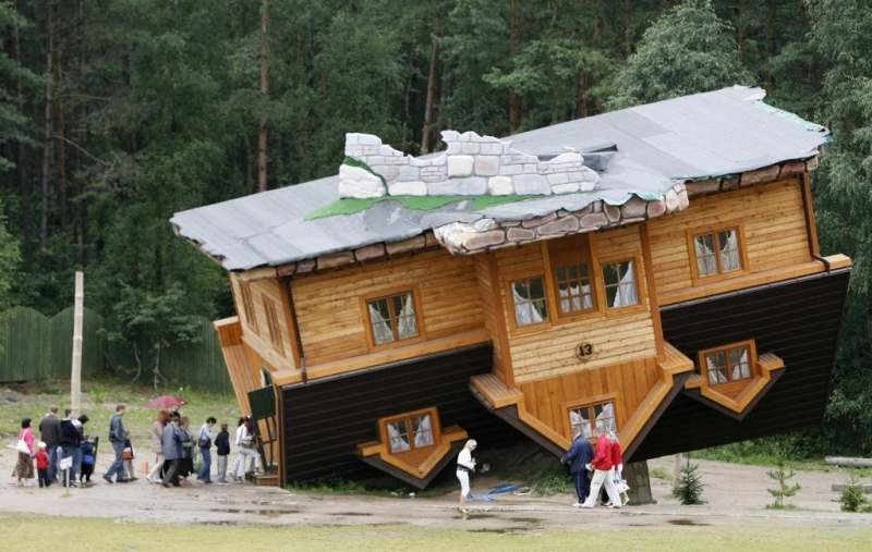 З чого дешевше побудувати будинок: варіанти та їх особливості