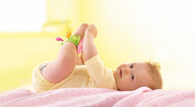 Правильні іграшки своїми руками для малюків