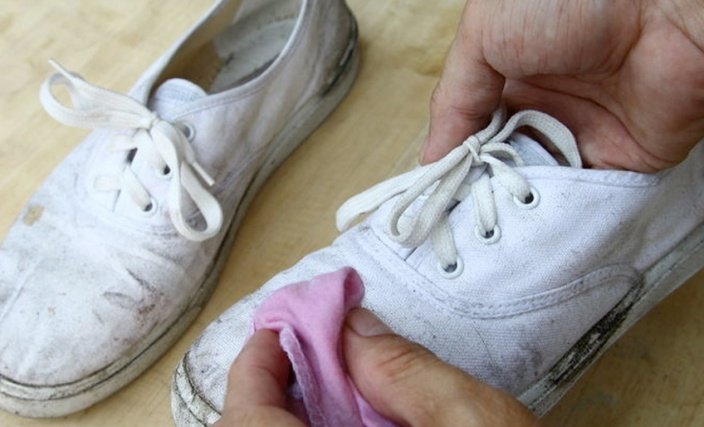Як відмити білі кросівки в домашніх умовах від бруду