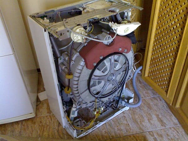 Незвичайні функції сучасних пральних машин